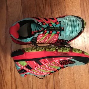 Salomon Tennis Shoes
